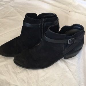 Sam Edelman black suede booties